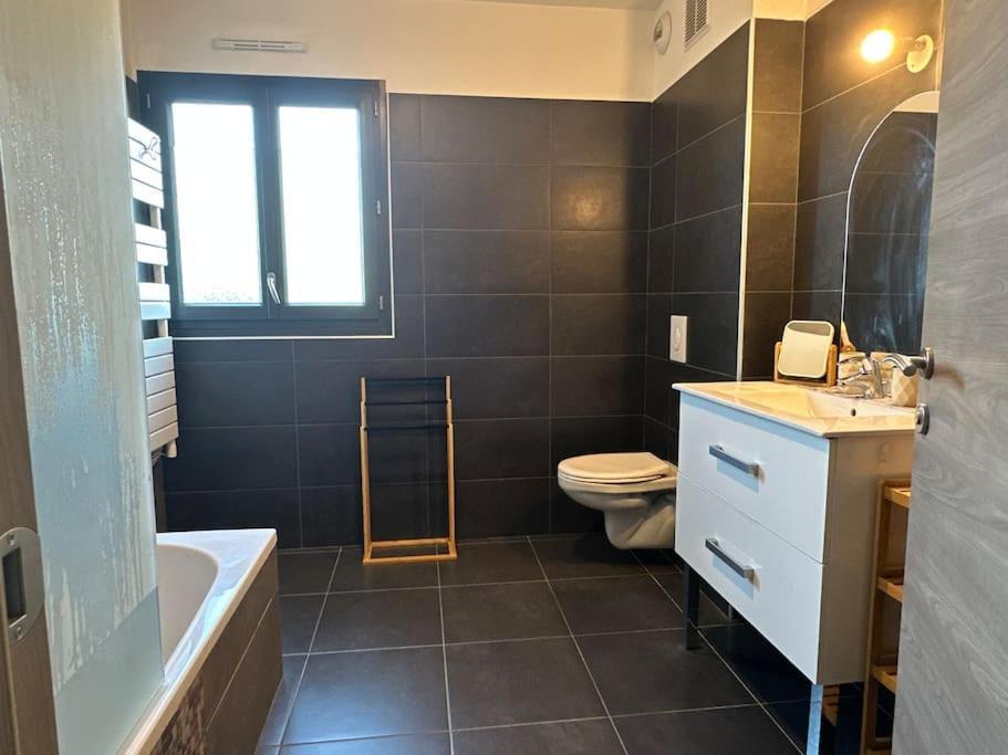 5 Min Des Plages - Appt 2 Chambres A Casa Bella Луччана Екстер'єр фото