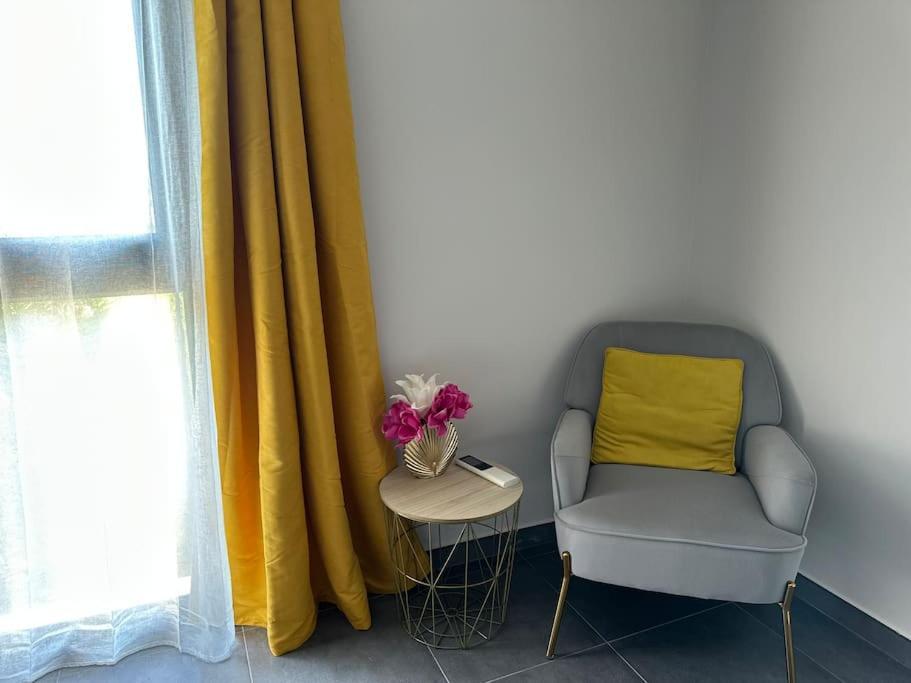 5 Min Des Plages - Appt 2 Chambres A Casa Bella Луччана Екстер'єр фото